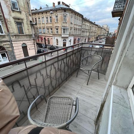 Kulisha 2Bedroom Apartment Near Opera House With Balcony Lviv Exterior foto