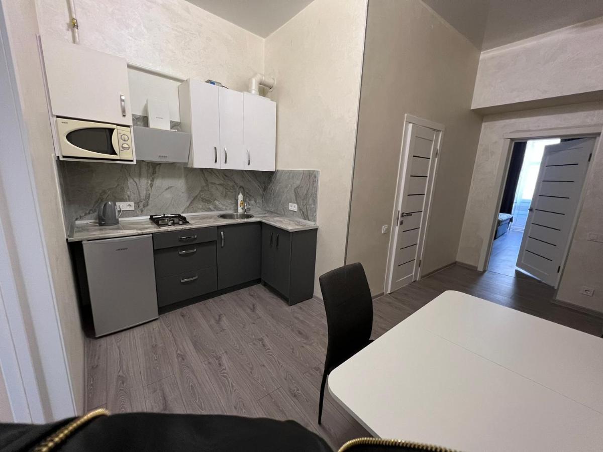 Kulisha 2Bedroom Apartment Near Opera House With Balcony Lviv Exterior foto